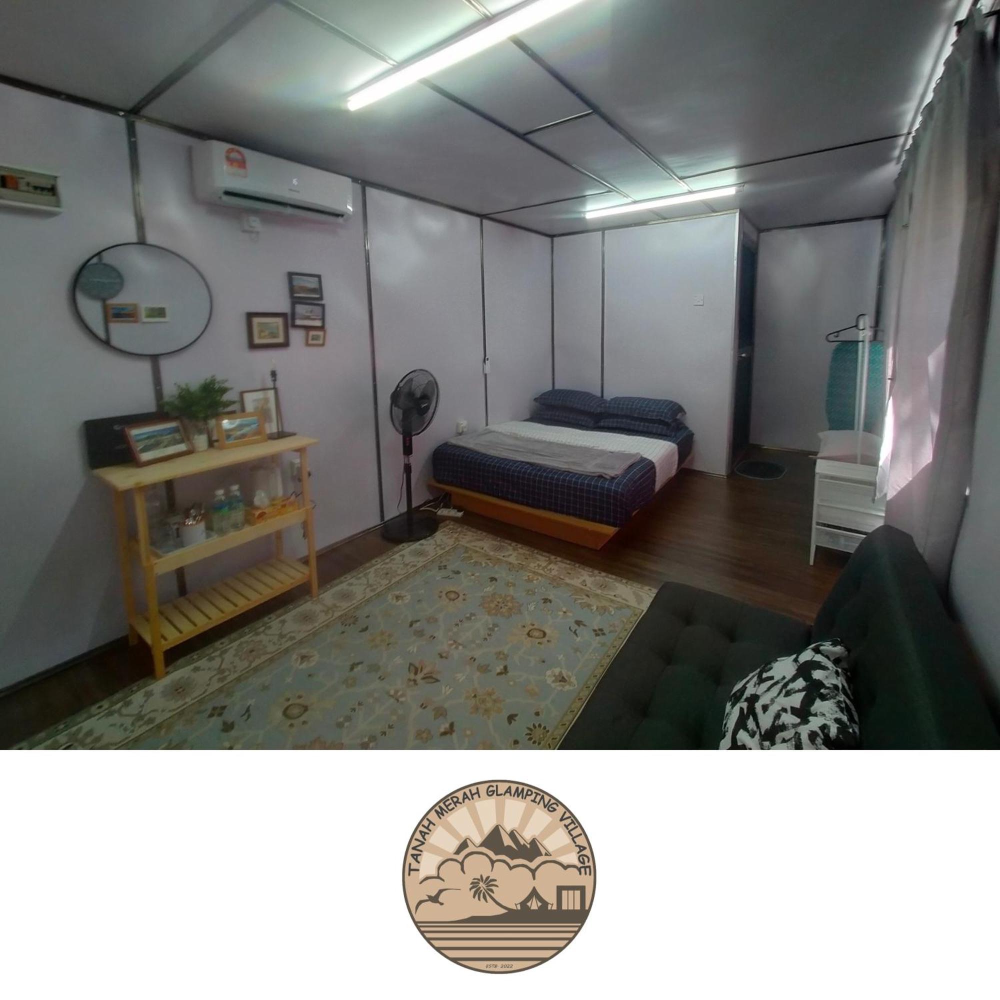 Tanah Merah Glamping Village *